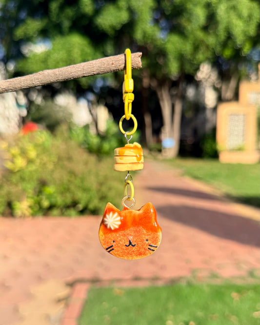 Cat-Pancake with Maple Syrup Drizzle (U-shaped yellow clasp)